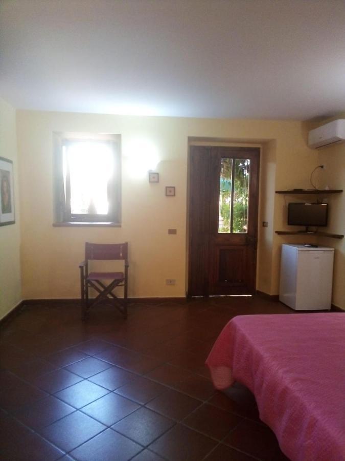 Antico Casale Del Buono * Falconara Albanese
